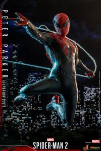 Peter Parker (Superior Suit) Sixth Scale Figure by Hot Toys